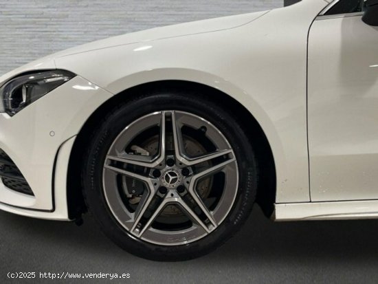 Mercedes-benz Clase Cla 200 Amg-line (euro 6d-temp) - BADAJOZ