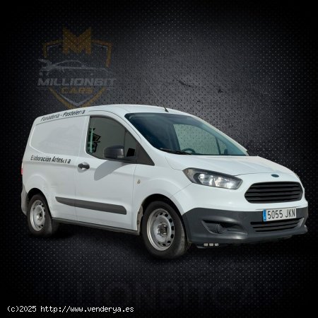 Ford Transit Courier FURGON - Malaga