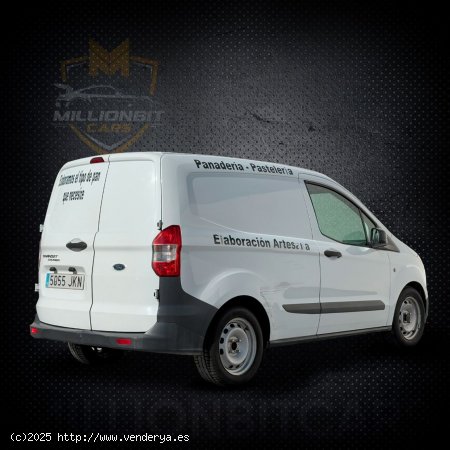 Ford Transit Courier FURGON - Malaga