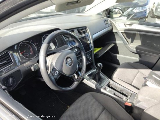 VOLKSWAGEN Golf en venta en Pamplona/IruÃ±a (Navarra) - Pamplona/IruÃ±a