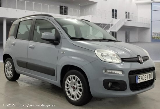  Fiat Panda .panda  Lounge 1.2 de 2019 con 55.000 Km por 7.500 EUR. en Malaga 