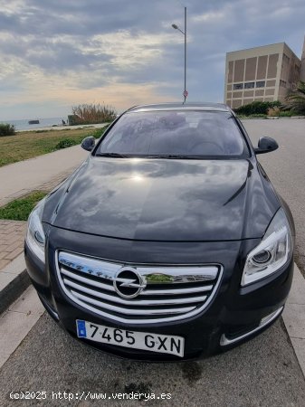 Opel Insignia 2.0 CDTI ECOFLEX COSMO 160 de 2010 con 90.555 Km por 7.500 EUR. en Barcelona