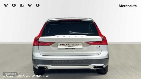 Volvo V 90 2.0 D4 PRO AWD 190 CV de 2018 con 243.342 Km por 24.900 EUR. en A Coruna