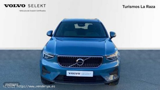 Volvo XC40 todoterreno 2.0 B3 CORE AUTO 163 5P de 2024 con 5 Km por 37.900 EUR. en Sevilla