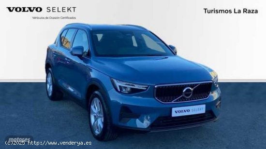 Volvo XC40 todoterreno 2.0 B3 CORE AUTO 163 5P de 2024 con 5 Km por 37.900 EUR. en Sevilla