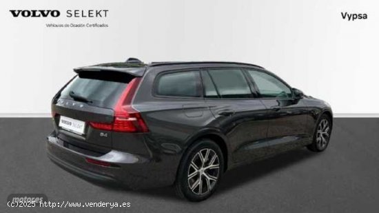 Volvo V 60 2.0 B4 D ESSENTIAL AUTO 197 5P de 2023 con 36.851 Km por 36.900 EUR. en Cordoba