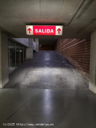 Plaza de garaje en parking La Vega - MURCIA