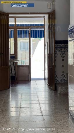 VIVIENDA PLANTA BAJA CON DOS GRANDES PATIOS Y POSIBILIDAD DE GARAJE - CACERES