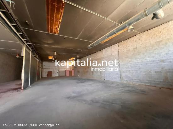 NAVE INDUSTRIAL A LA VENTA EN ALCUDIA DE CRESPINS - VALENCIA