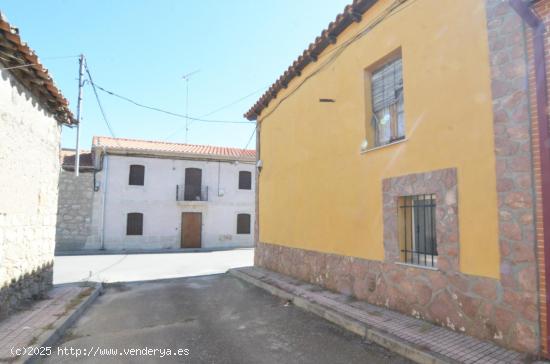 Urbis te ofrece una encantadora Casa de Pueblo en Calzada de Valdunciel, a 14 km de Salamanca - SALA