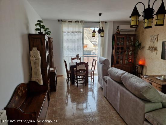  Se vende amplio piso en Archena - MURCIA 