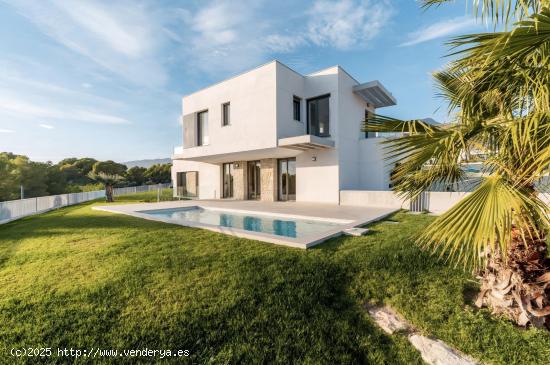 VILLAS DE OBRA NUEVA EN FINESTRAT - ALICANTE