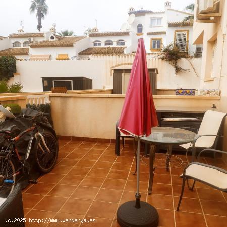  Duplex Villamartin con amplio patio - ALICANTE 