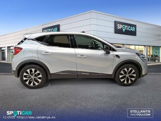 Renault Captur   TCe 103 kW (140CV) GPF Techno - Barcelona