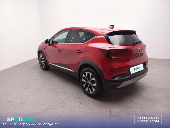 Renault Captur   TCe 103 kW (140CV) GPF Techno - Barcelona