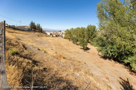 Venta de solar urbanizable de 750 m2 en Alfacar (Granada) - GRANADA