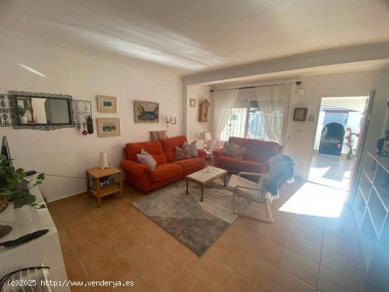  Chalet en venta en Torrevieja (Alicante) 