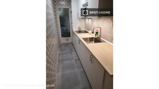 Habitación en piso compartido en Cornellà de Llobregat - BARCELONA