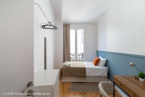  Increíble habitación en alquiler en Madrid - MADRID 