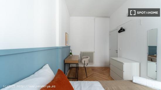 Increíble habitación en alquiler en Madrid - MADRID