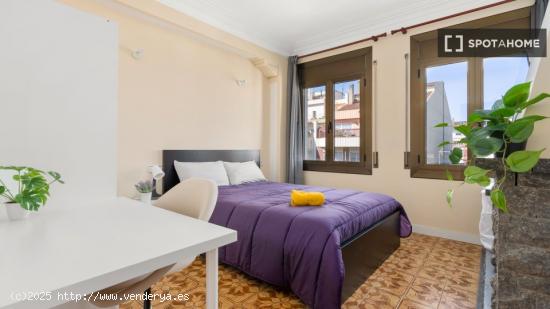 Habitación en piso compartido en Cornellà de Llobregat - BARCELONA