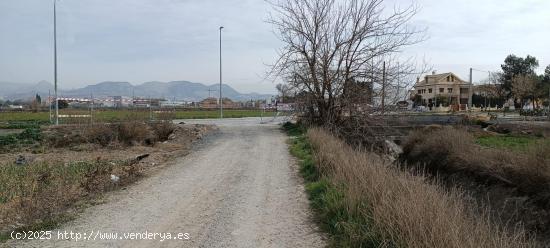 FINCA RUSTICA JUNTO CENTRO DE SALUD DE MARACENA - GRANADA