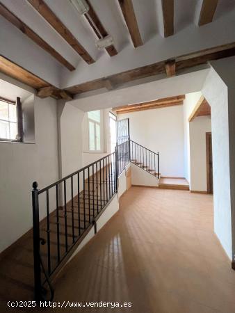 Local comercial en venta en Santiago de la Espada - JAEN