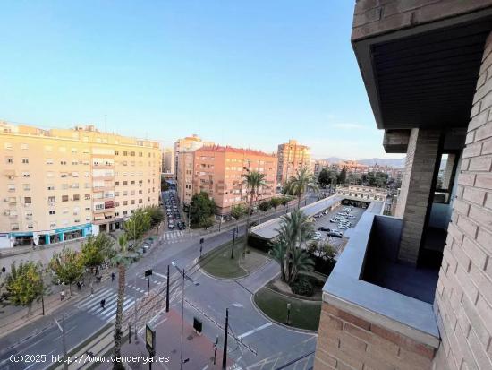 ALQUILER LARGA TEMPORADA! INCREIBLE APARTAMENTO DE 3 DORMITORIOS EN EL CENTRO DE MURCIA - MURCIA