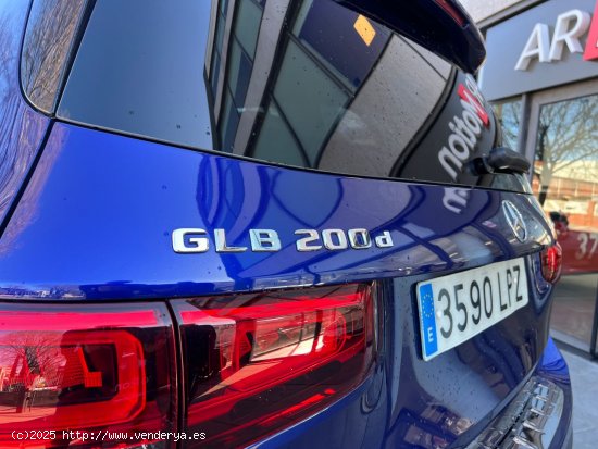 Mercedes Clase GLB 200D 4Matic AMG Line 7 Plazas - Sant Cugat del Vallès