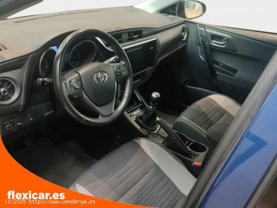 Toyota Auris 1.2 120T Active - Badajoz