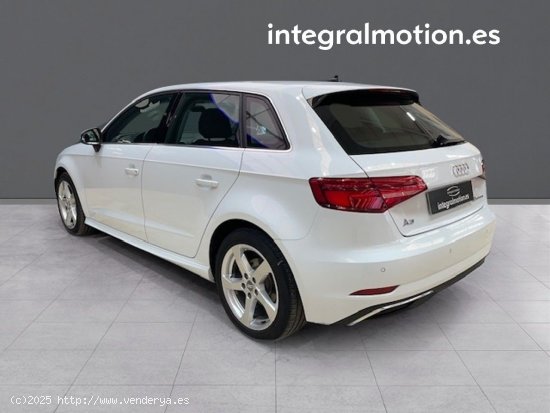 Audi A3 Sportback S line 40 e-tron 150kW S tron - A Grela