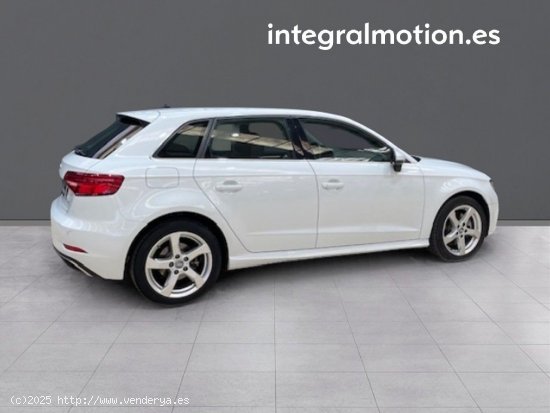 Audi A3 Sportback S line 40 e-tron 150kW S tron - A Grela