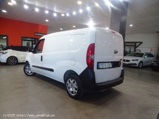 Fiat Doblo Cargo 1.4TJET 120CV CARGO MAXI - Madrid