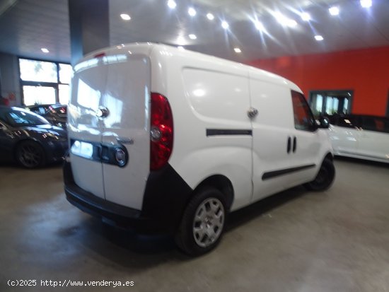 Fiat Doblo Cargo 1.4TJET 120CV CARGO MAXI - Madrid