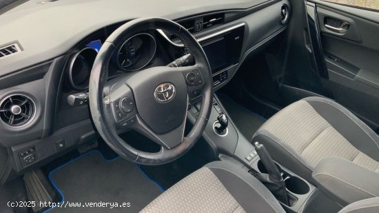 Toyota Auris 1.8 VVT-I HYBRID FEEL! 136 5P - Leganés