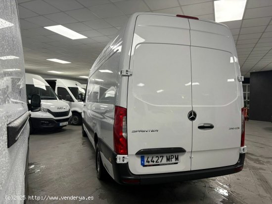 Mercedes Sprinter 315CDI 15M3 SPRINTER (907) 315CDI FURGON LARGO - Lugo