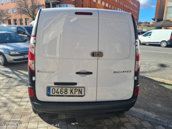 Renault Kangoo 1.5dci 75 cv furgon de 2018 con 155.000 Km por 6.795 EUR. en Madrid