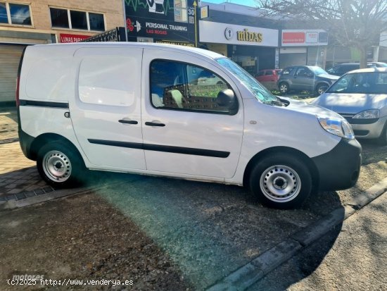 Renault Kangoo 1.5dci 75 cv furgon de 2018 con 155.000 Km por 6.795 EUR. en Madrid