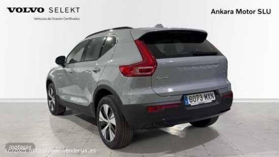 Volvo XC40 2.0 B3 PLUS DARK AUTO 5P de 2024 con 10 Km por 39.500 EUR. en Alicante