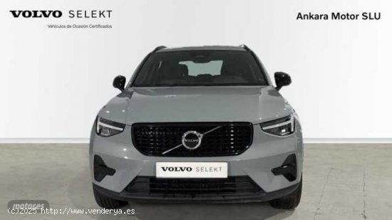 Volvo XC40 2.0 B3 PLUS DARK AUTO 5P de 2024 con 10 Km por 39.500 EUR. en Alicante