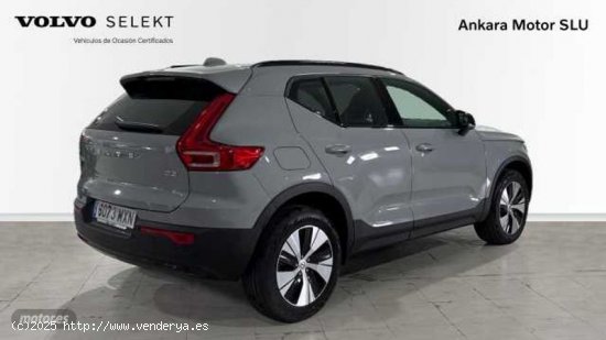 Volvo XC40 2.0 B3 PLUS DARK AUTO 5P de 2024 con 10 Km por 39.500 EUR. en Alicante