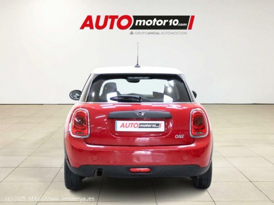 MINI Cooper ONE 5 PUERTAS - 