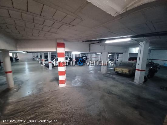  EN VENTA 2 PLAZAS DE APARCAMIENTO EN EL CENDREL DE EL VENDRELL - TARRAGONA 