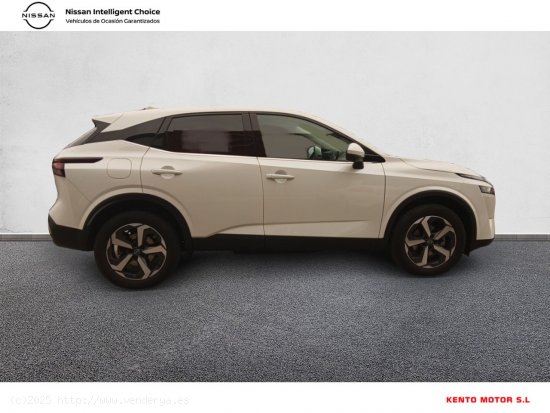 Nissan Qashqai DIG-T 103kW N-Connecta - 