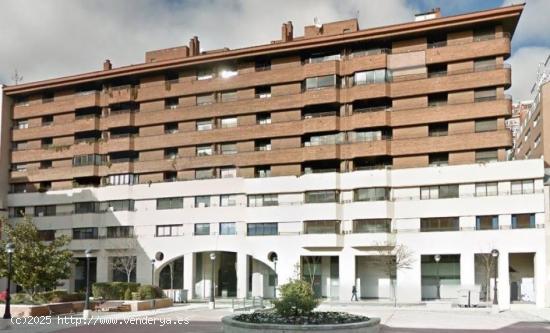 LOCAL COMERCIAL VENTA JUNTO CORTE INGLES PASEO DE ZORRILLA - VALLADOLID