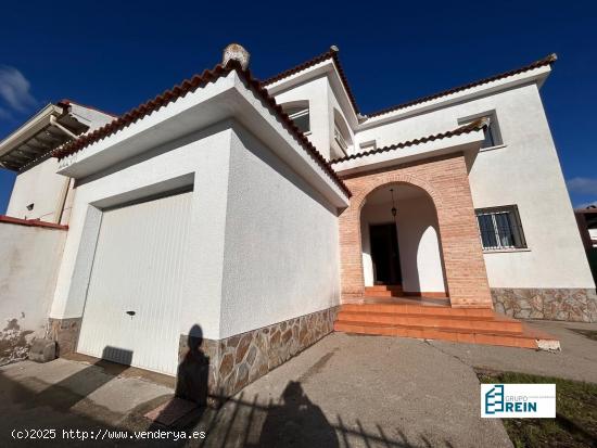 Chalet Adosado en Santa Olalla - TOLEDO