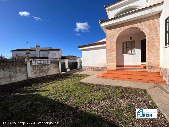 Chalet Adosado en Santa Olalla - TOLEDO