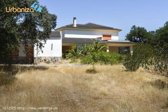 Chalet en el Manantio - BADAJOZ