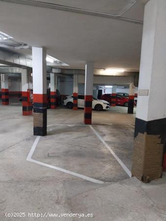 Plaza de parking en la Txantrea - NAVARRA