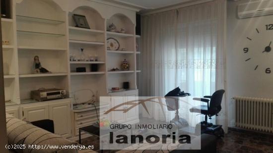 Grupo la Noria VENDE Piso VPO de 3 dormitorios, 2 baños, patio y garaje. Zona El Pilar. - ALBACETE